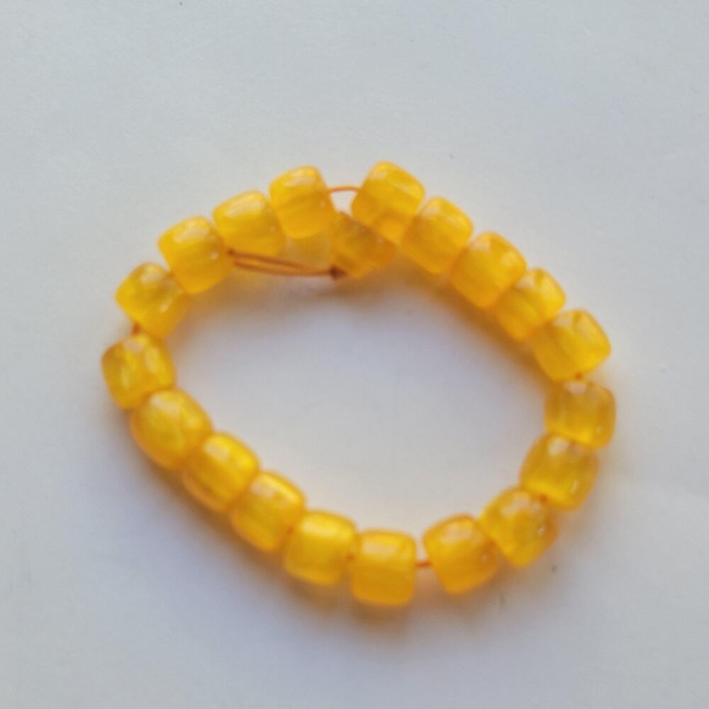 Yellow Glass Beaded Bracelet Stretch Cube Beads 7in Fashion Jewelry Cute Gift - Picture 2 of 9